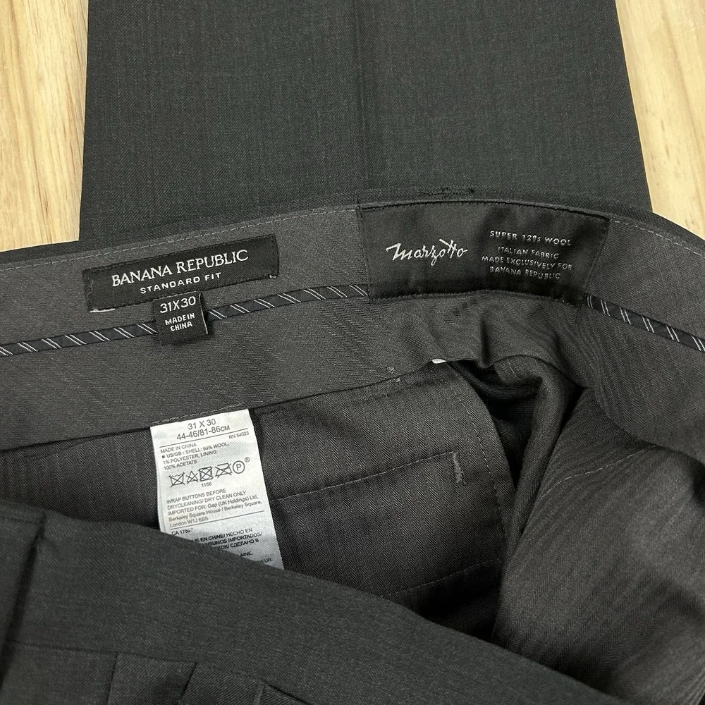 Banana Republic Marzotto Men's 31x30 Charcoal Gray Standard Fit Super 120s Wool